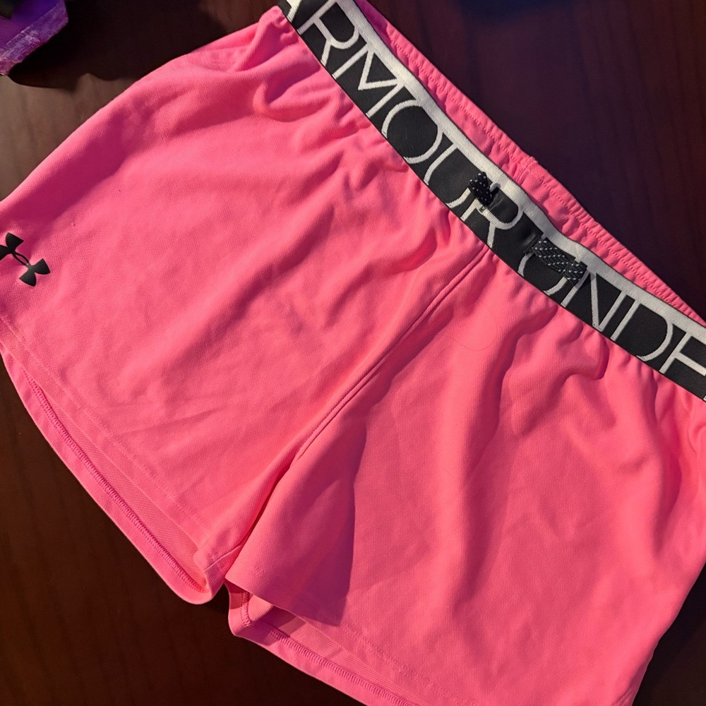 3 Pair Under Armour shorts - Picture 7 of 8
